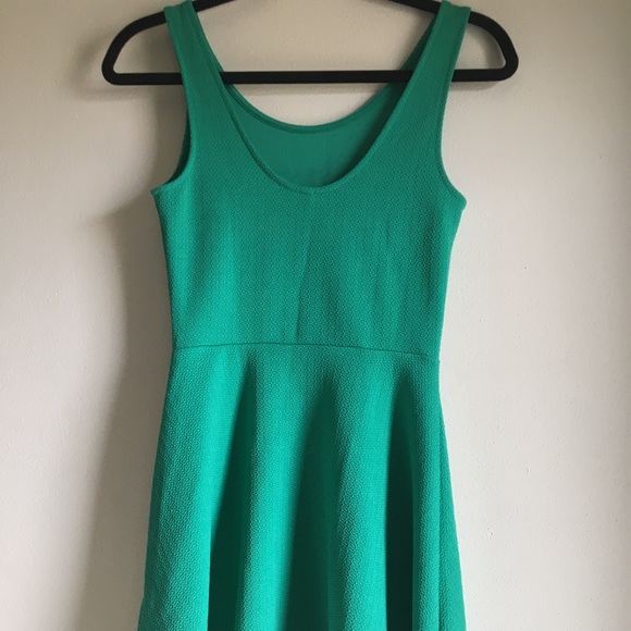 Dress - Picture 2 of 5